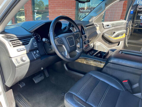 2017 GMC Yukon XL Denali