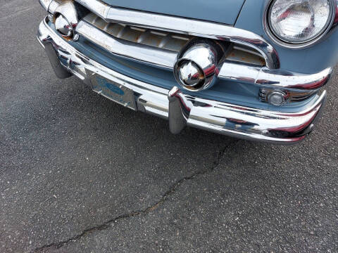 1951 Ford Deluxe