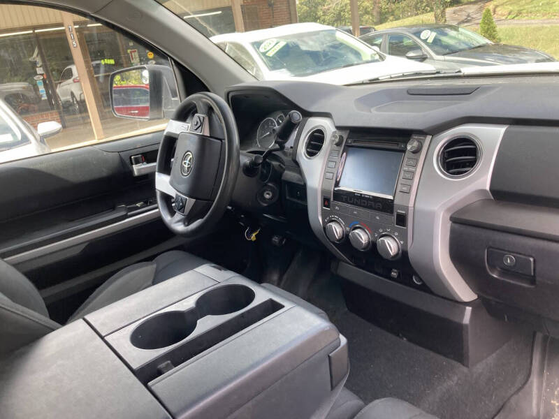 2014 Toyota Tundra SR5