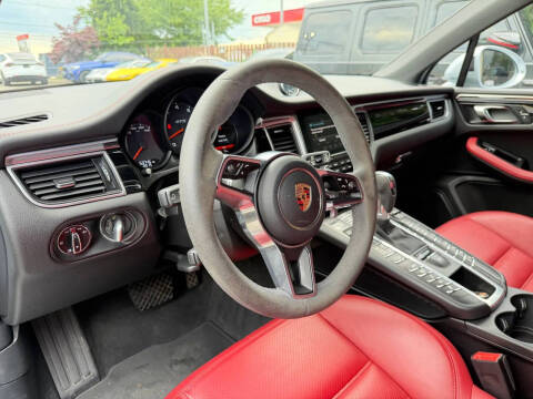 2017 Porsche Macan GTS