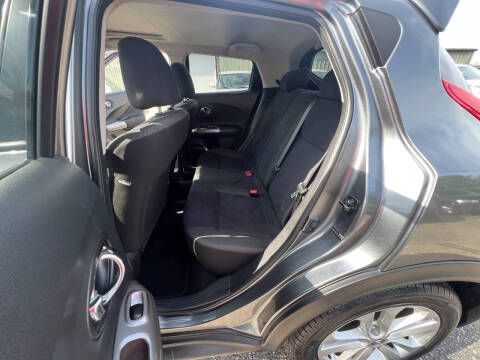 2011 Nissan JUKE S