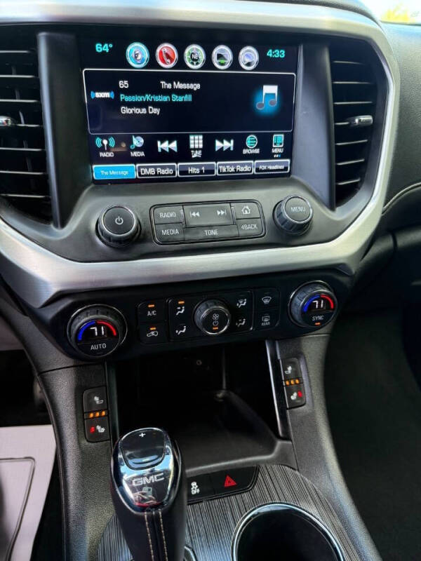 2019 GMC Acadia SLT-1