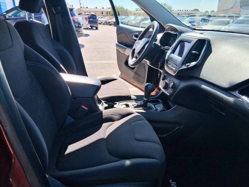 2019 Jeep Cherokee Latitude