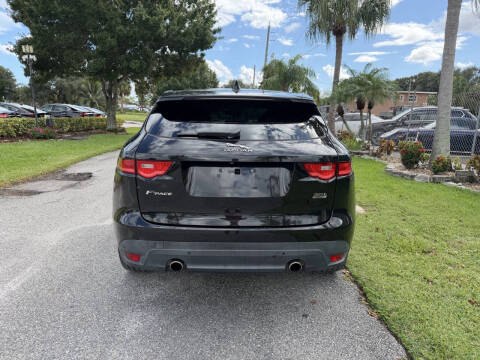 2019 Jaguar F-PACE 30t Prestige