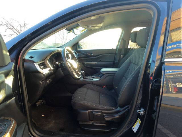 2017 GMC Acadia SLE-1