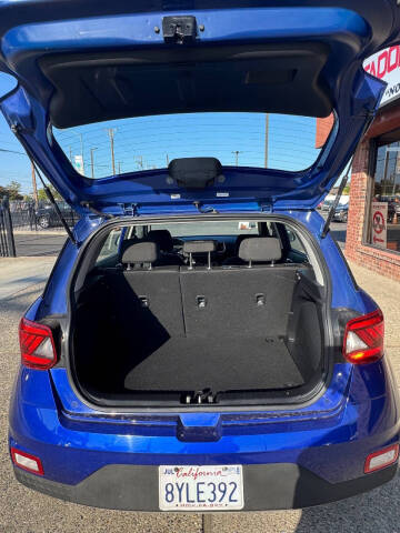 2020 Hyundai Venue SE