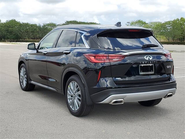 2025 Infiniti QX50 Luxe