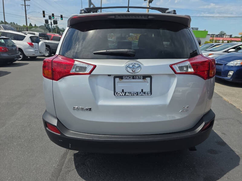 2015 Toyota RAV4 LE