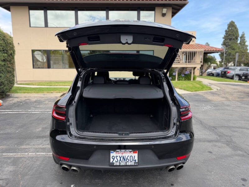 2016 Porsche Macan S