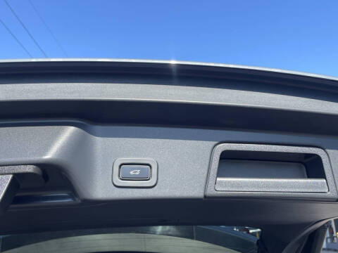 2020 Land Rover Range Rover Evoque First Edition