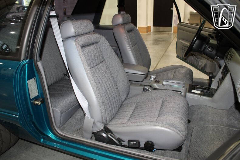 1993 Ford Mustang LX 5.0