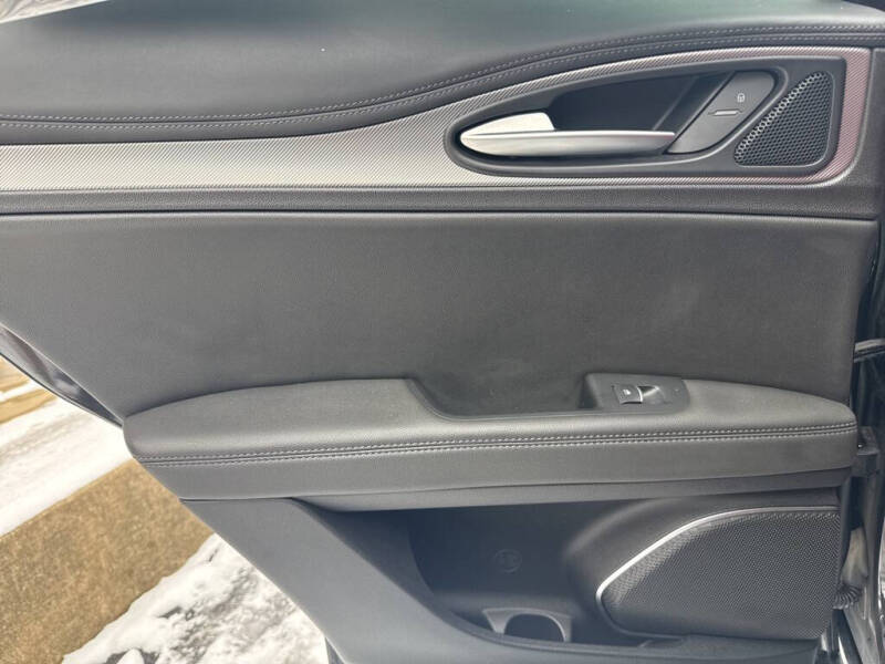 2023 Alfa Romeo Stelvio Veloce