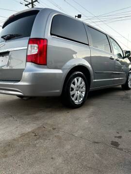 2014 Chrysler Town and Country for sale at Whites Auto Sales in Portsmouth VA