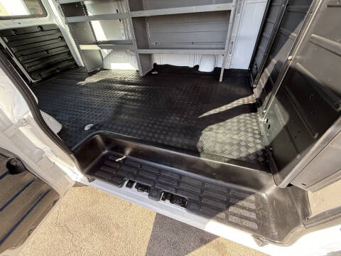 2020 GMC Savana 2500