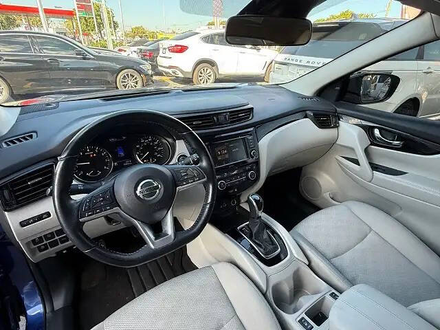 2021 Nissan Rogue Sport SV