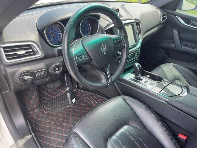 2015 Maserati Ghibli