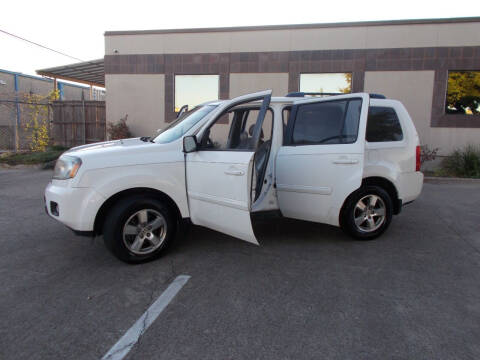 2011 Honda Pilot for sale at ACH AutoHaus in Dallas TX