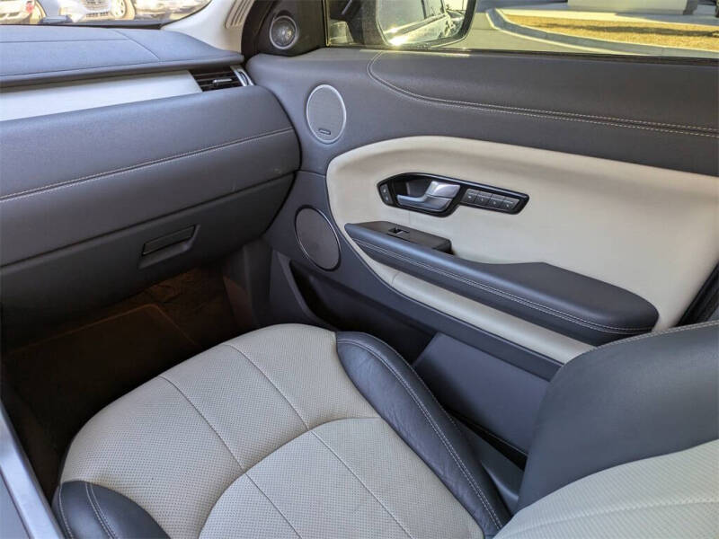 2017 Land Rover Range Rover Evoque SE