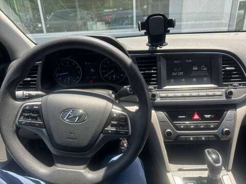 2018 Hyundai Elantra