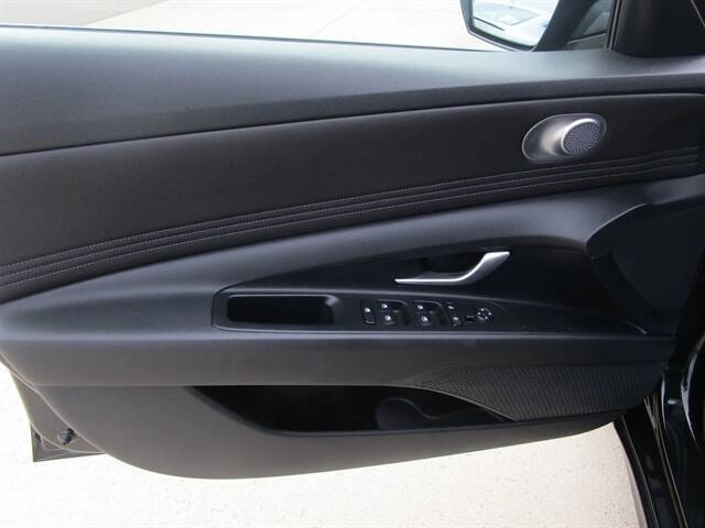 2023 Hyundai Elantra