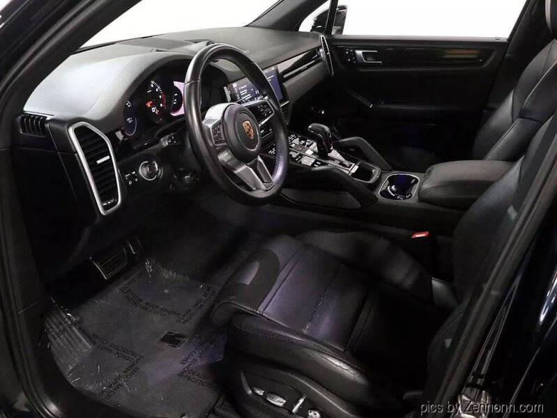 2020 Porsche Cayenne S