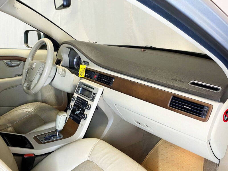 2010 Volvo XC70 3.2