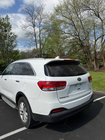 2017 Kia Sorento LX