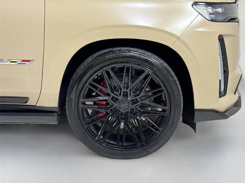 2023 Cadillac Escalade-V