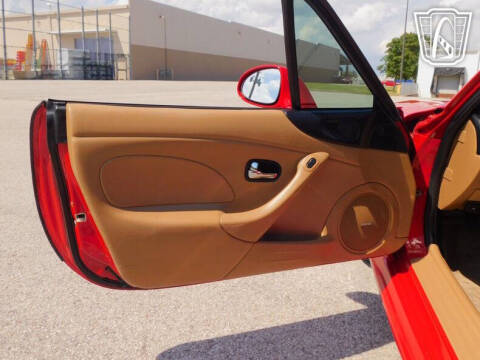 2002 Mazda MX-5 Miata LS