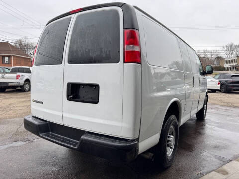 2019 Chevrolet Express 2500