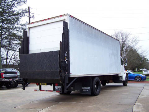 2002 Freightliner FL70