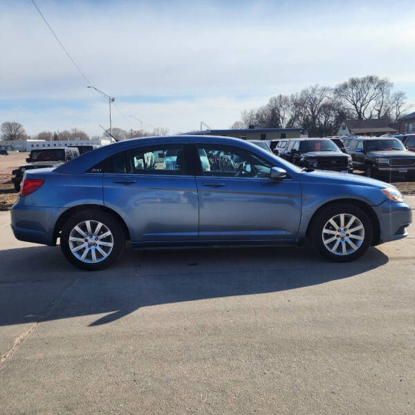 2011 Chrysler 200 Touring