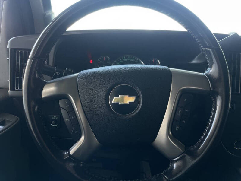 2017 Chevrolet Express LT 3500