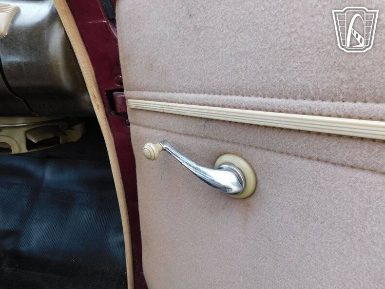 1941 Ford Super Deluxe