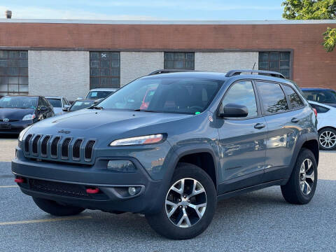 2015 Jeep Cherokee for sale at MAGIC AUTO SALES - Magic Auto Prestige in South Hackensack NJ