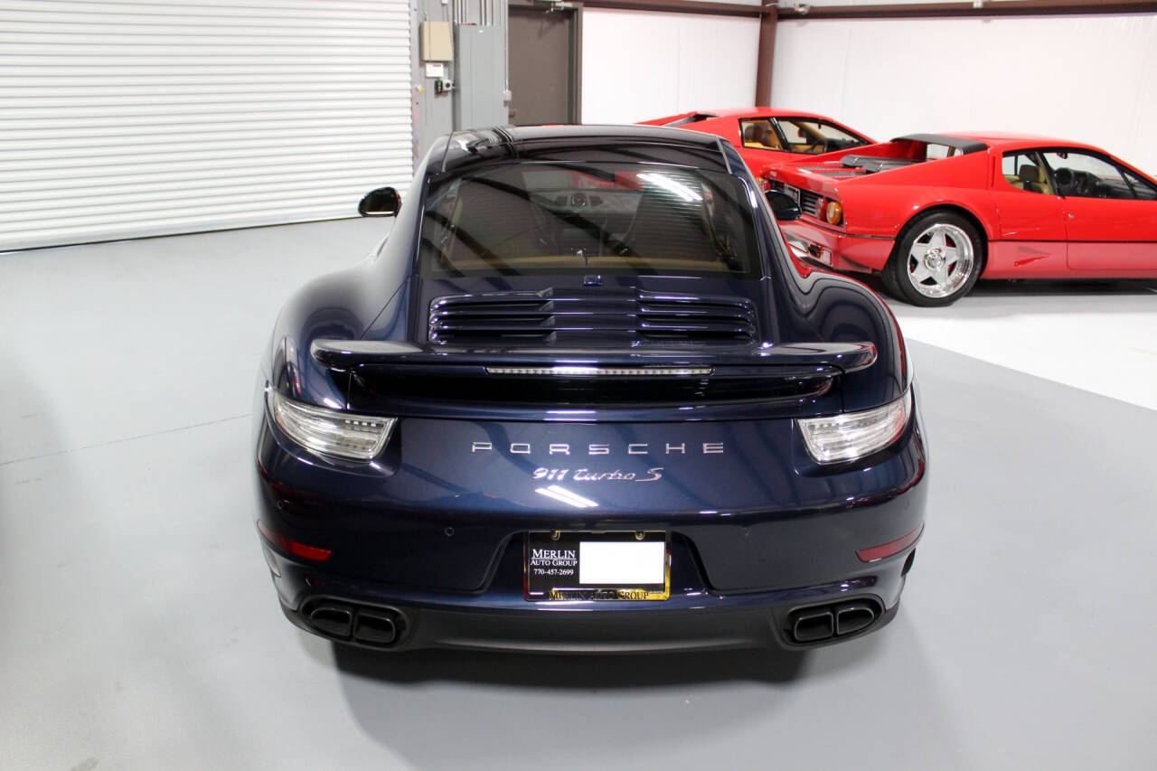 2015 Porsche 911 43