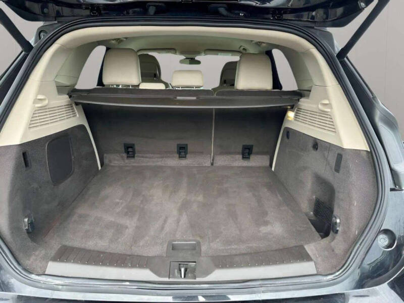 2019 Lincoln MKC Select