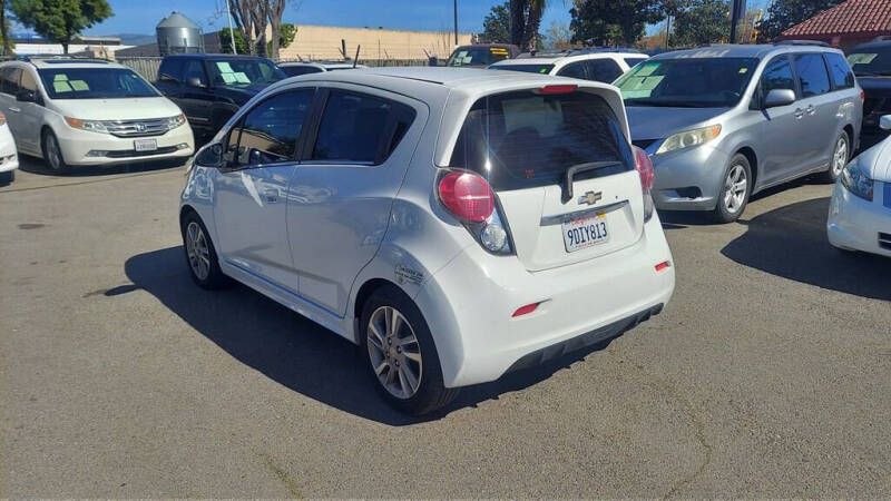 2014 Chevrolet Spark EV 1LT