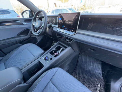 2026 Volkswagen Tiguan SE R-Line Black 4Motion