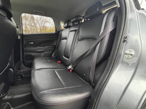 2016 Mitsubishi Outlander Sport 2.4 SEL