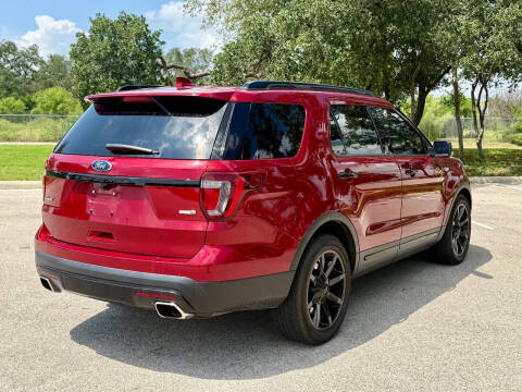 2016 Ford Explorer Sport