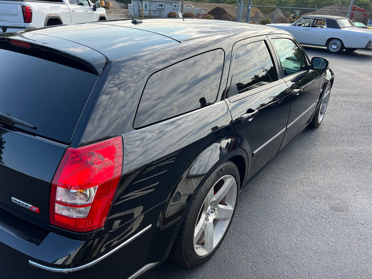 2007 Dodge Magnum for sale at Classics And Exotics in Sagamore Beach, MA