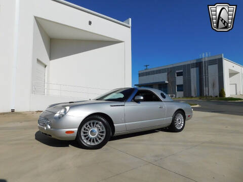 2004 Ford Thunderbird Deluxe