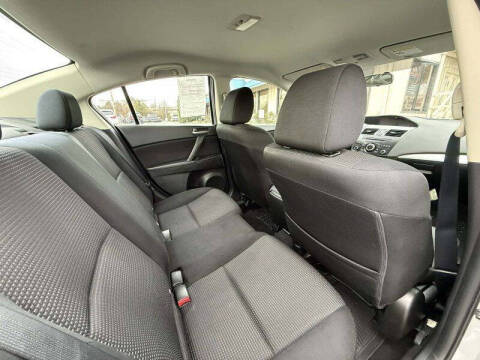 2013 Mazda MAZDA3 i Sport