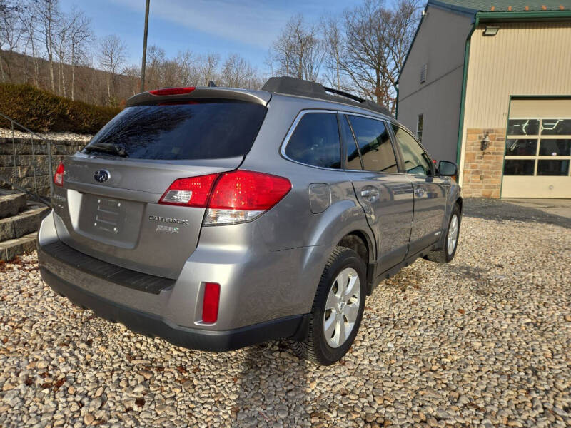 2011 Subaru Outback 2.5i Limited