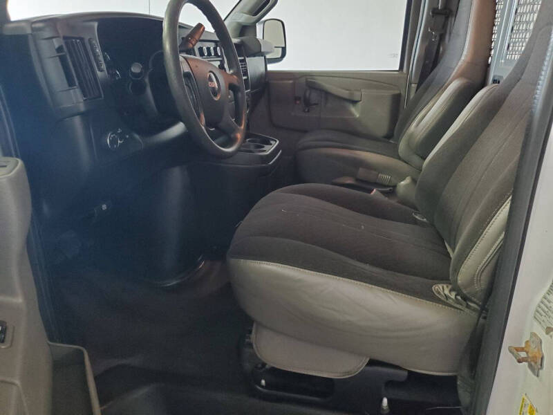 2018 GMC Savana 2500