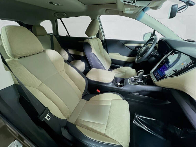 2022 Subaru Outback Premium