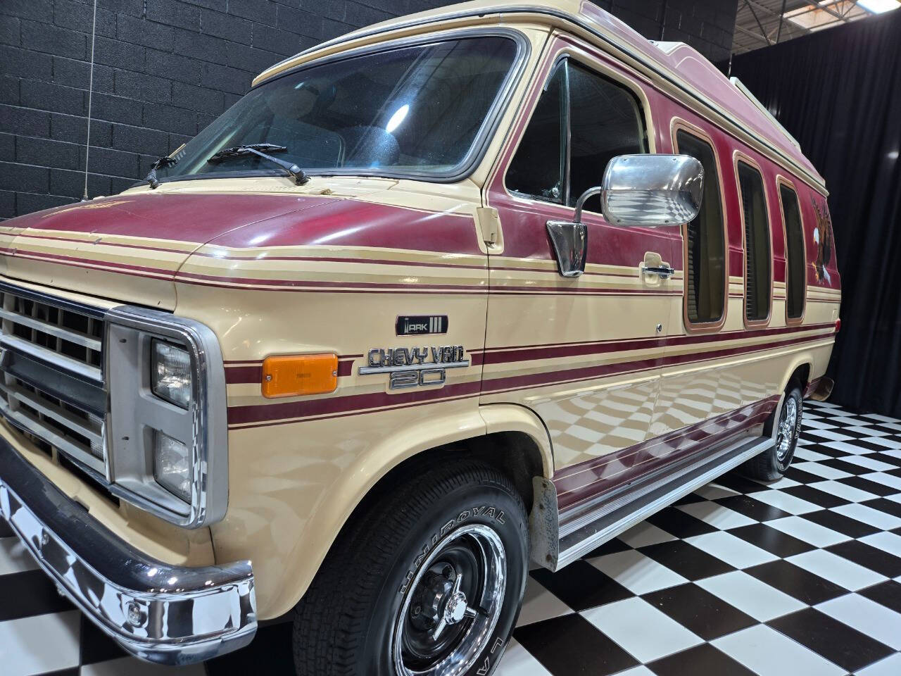 1988 Chevrolet Chevy Van 16