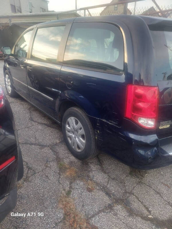 2014 Dodge Grand Caravan American Value Package