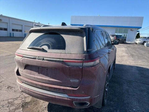 2022 Jeep Grand Cherokee Summit Reserve